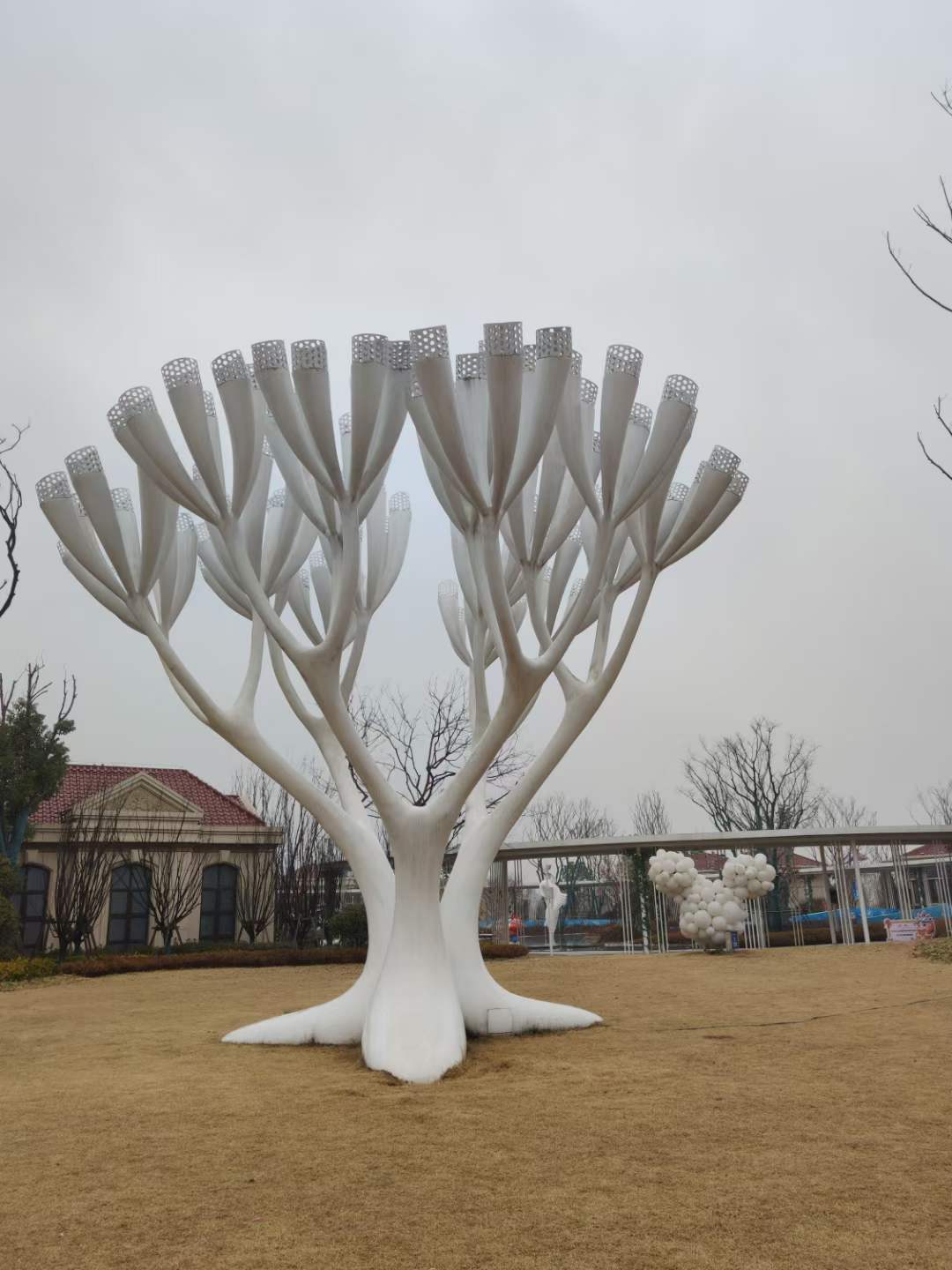 大树不锈钢雕塑