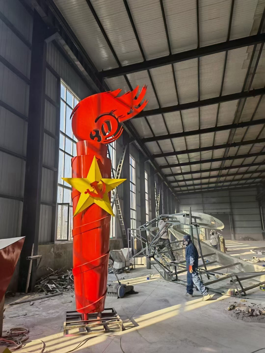 武汉雕塑工厂玻璃钢红色文化雕塑