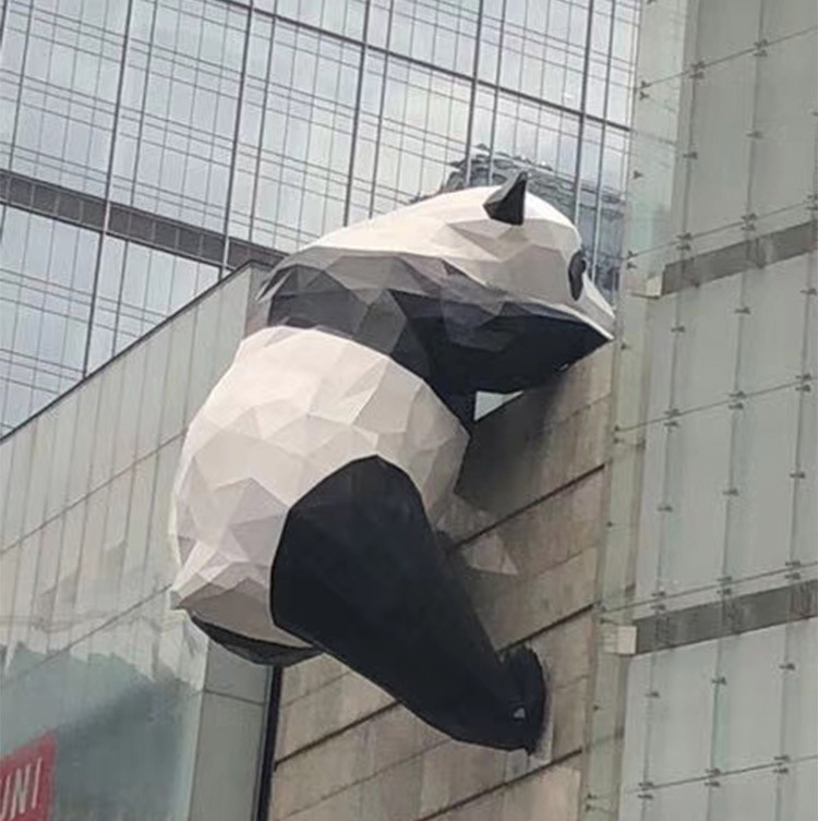 武汉大型玻璃钢熊猫雕塑卡通动物摆件